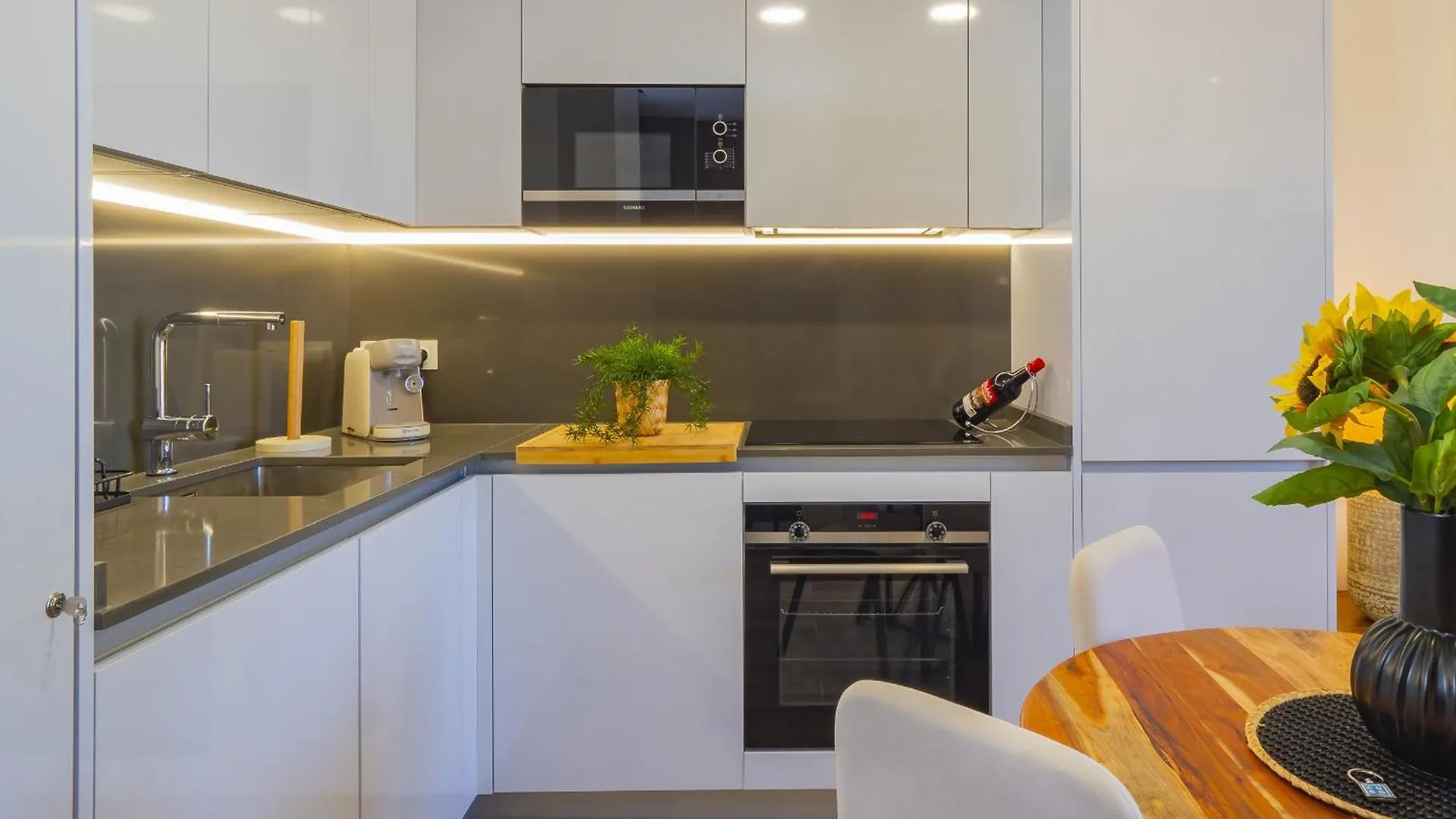 Cubo'S Urban Sky Deluxe Malaga 14 Apartment Spain