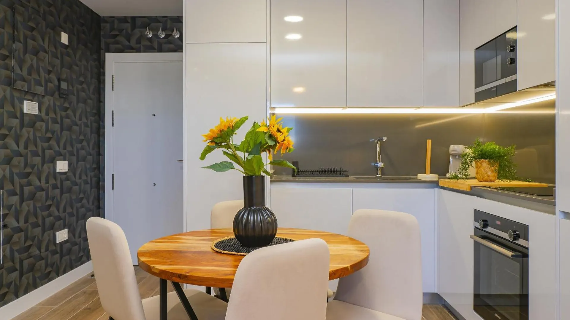 Cubo'S Urban Sky Deluxe Malaga 14 Apartment 0*,